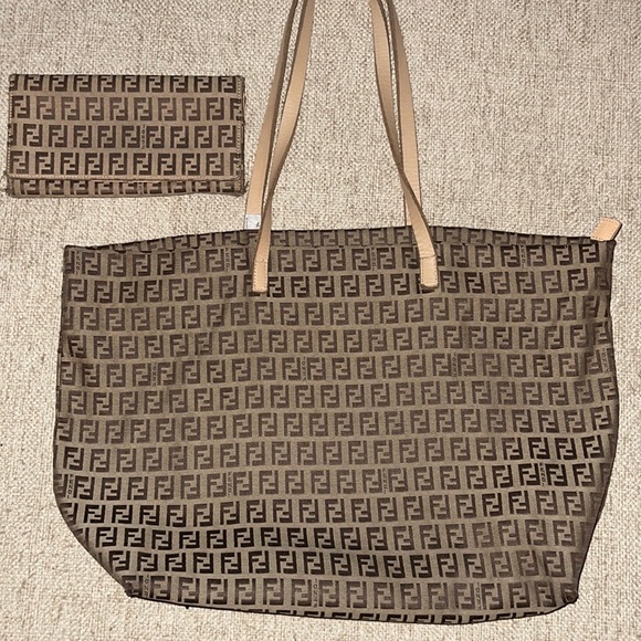 VTG Fendi Zucca Monogram Tote with matching wallet - Picture 1 of 16